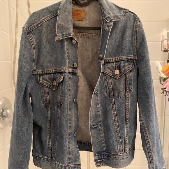 Levis jeans jacket - Picture 1 of 3